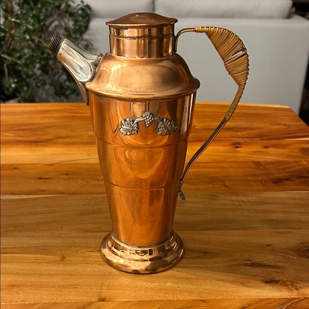 Vintage Venetian Copper Tea or Coffee Pot - Picture 1 of 12